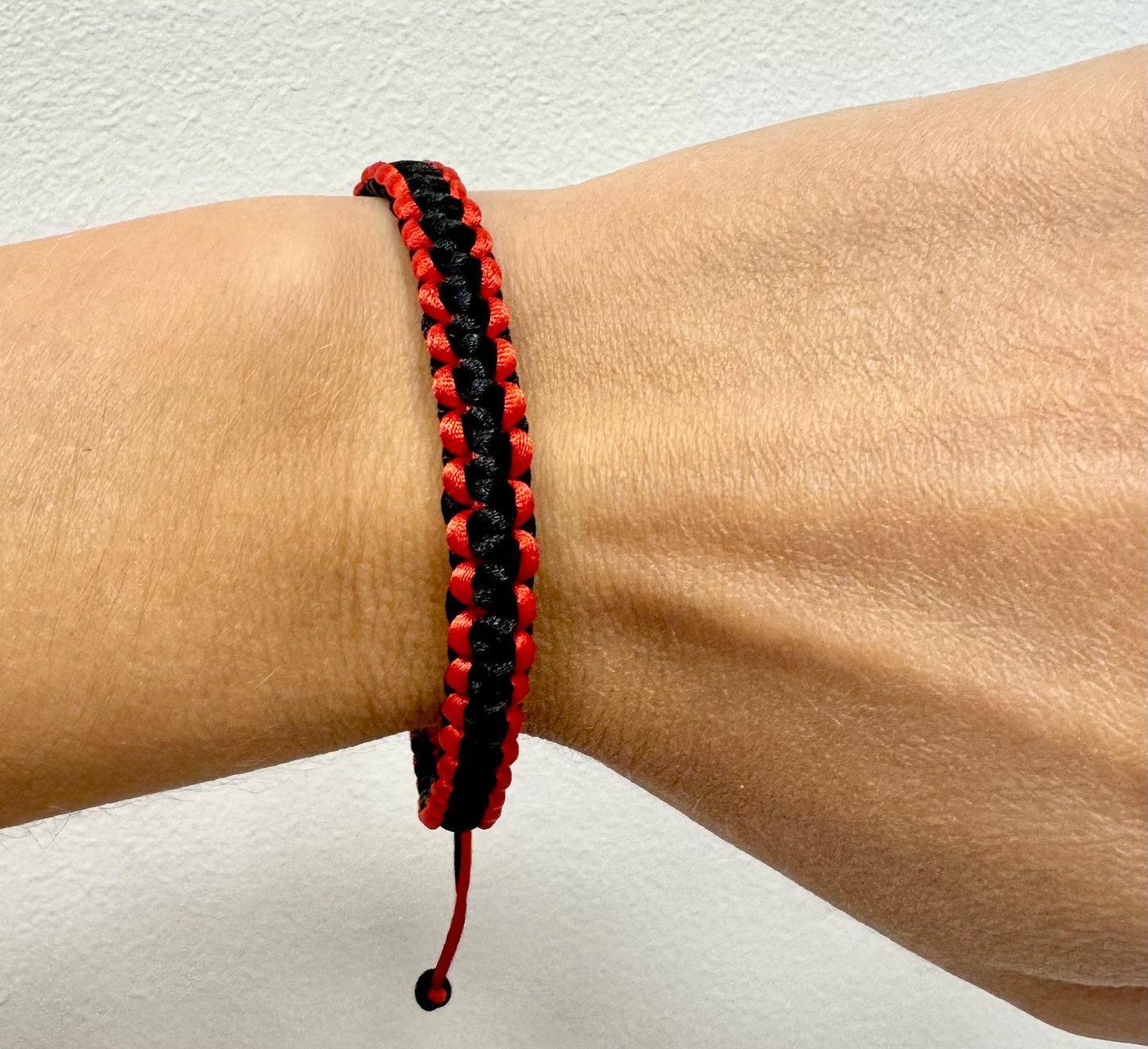 Náramky pre páry pletené šnúrkové čierno-červené-Bracelets-DIARA.sk-DIARA.sk