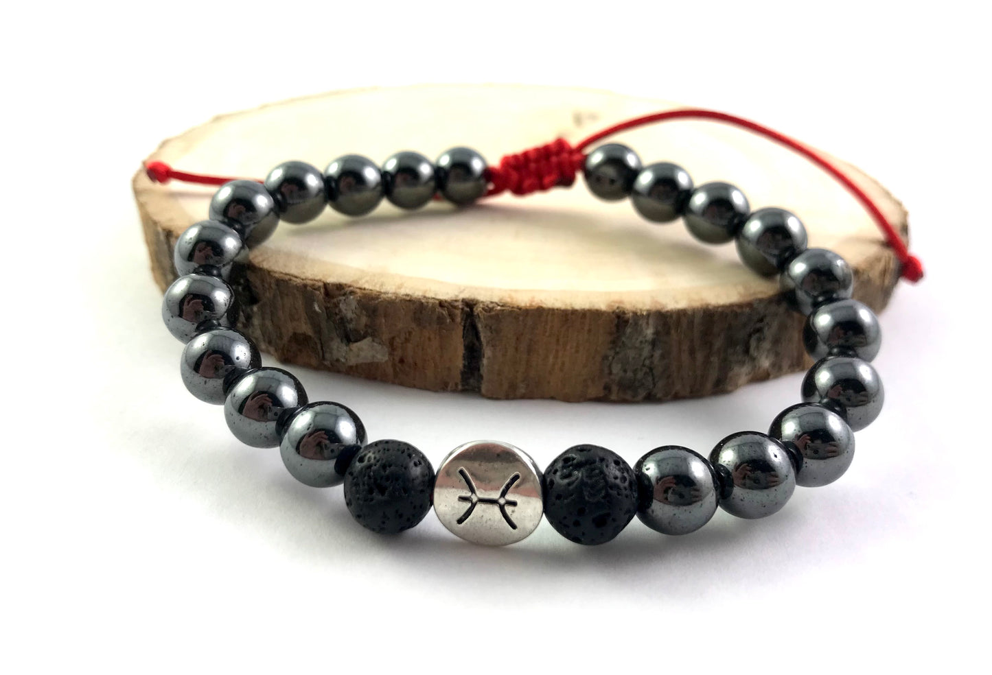 Náramok z minerálov zverokruh Hematit a Lávový kameň 8 mm červená šnúrka-Bracelets-DIARAfashion-Dámsky-Vodnár-DIARA.sk