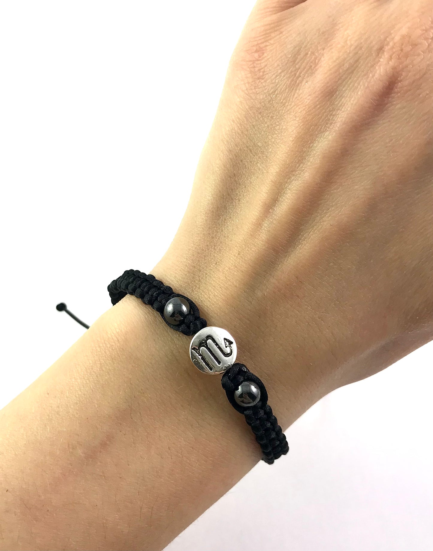 Pletený náramok zverokruh s Hematitom čierny-Bracelets-DIARAfashion-Dámsky-Vodnár-DIARA.sk