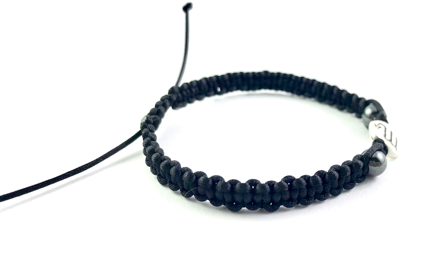 Pletený náramok zverokruh s Hematitom čierny-Bracelets-DIARAfashion-Dámsky-Vodnár-DIARA.sk