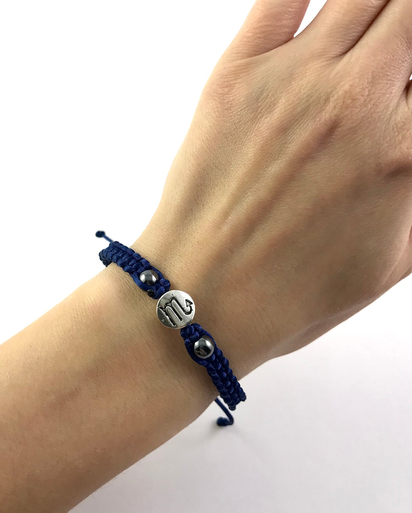 Pletený náramok zverokruh s Hematitom modrý-Bracelets-DIARA-Dámsky-Vodnár-DIARA.sk