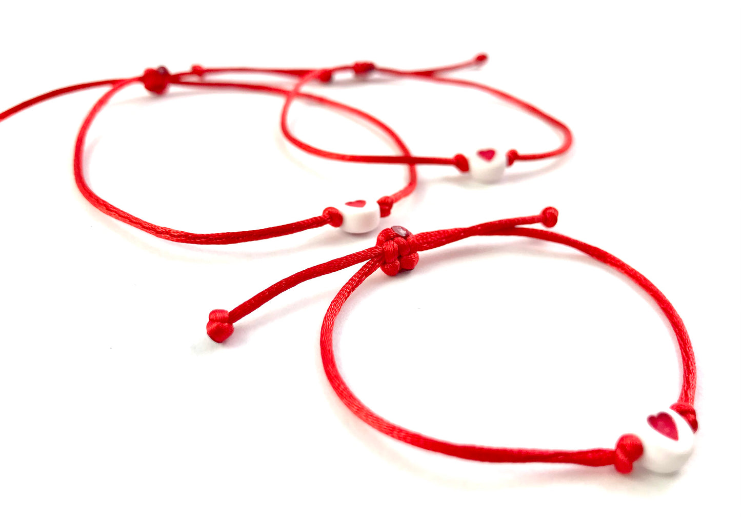 Rodinný set náramkov 3 ks červený so srdiečkami-Bracelets-DIARAfashion-0-12 mesiacov-DIARA.sk