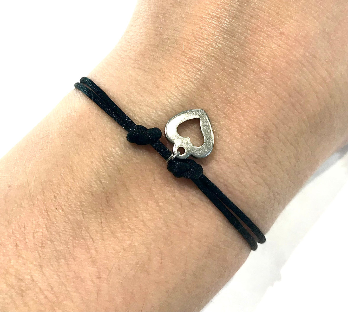 Dámsky šnúrkový náramok s príveskom srdce z chirurgickej ocele-Bracelets-DIARAfashion-Červený-DIARA.sk