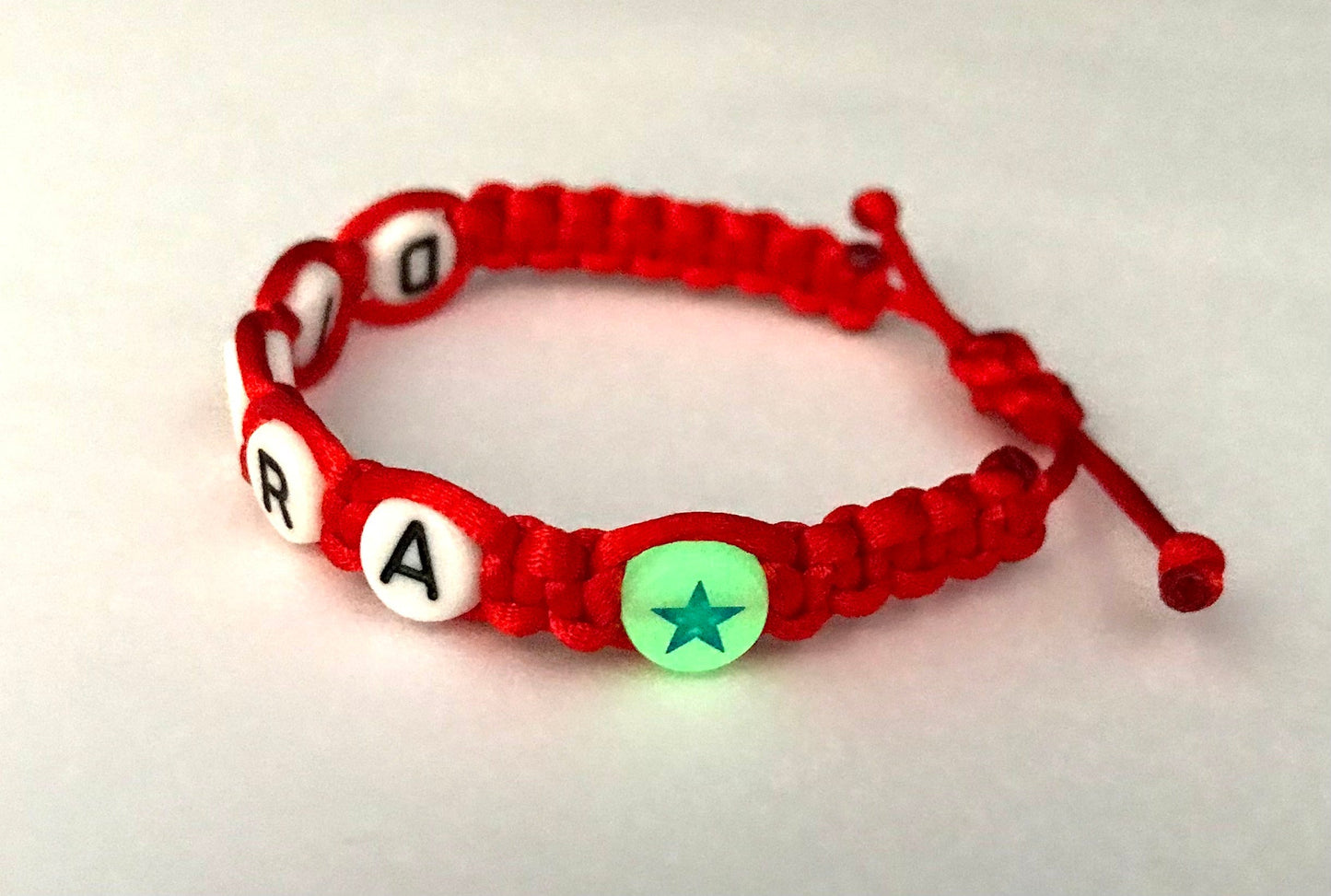 Detský náramok s menom s hviezdou svietiacou v tme červený-Bracelets-DIARAfashion-Žltá-0-12 mesiacov-DIARA.sk