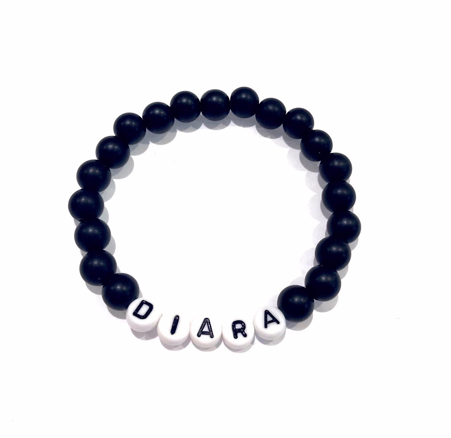 Náramok s menom z čiernych korálok-Bracelets-DIARAfashion-Dámsky-DIARA.sk