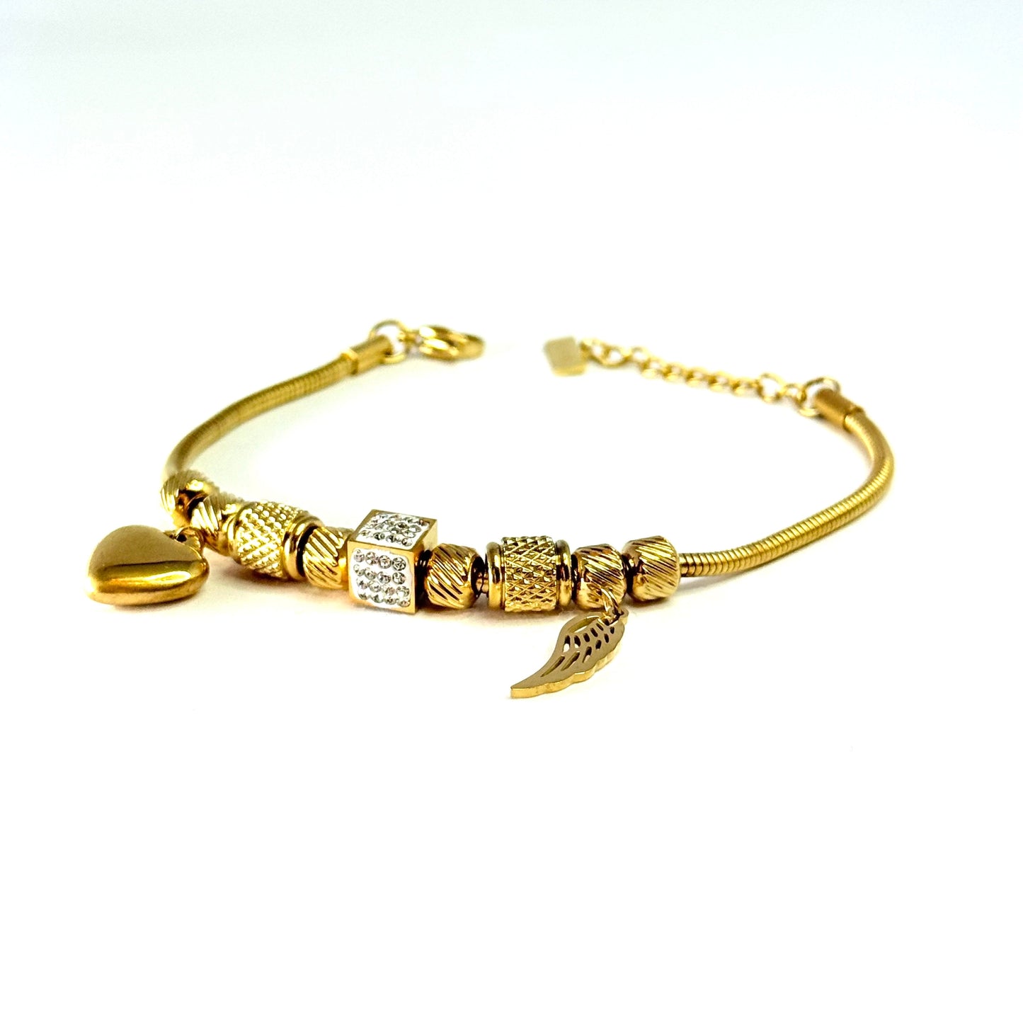 Luxusný náramok z chirurgickej ocele s príveskami zlatý-Bracelets-DIARA.sk-DIARA.sk