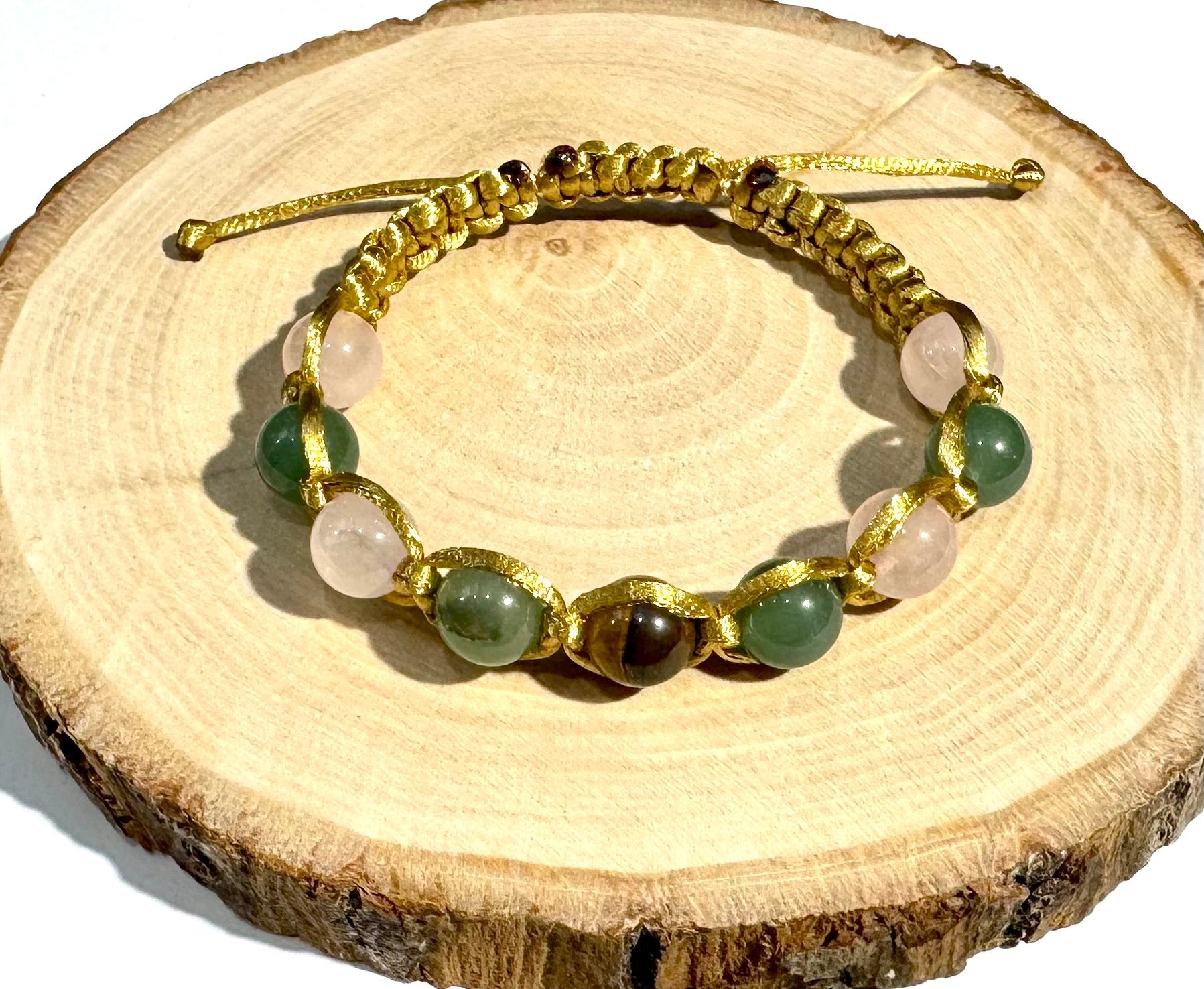 Náramok z minerálov na zlatej šnúrke Ruženín, Zelený avanturín a Tigrie oko-Bracelets-DIARA.sk-DIARA.sk