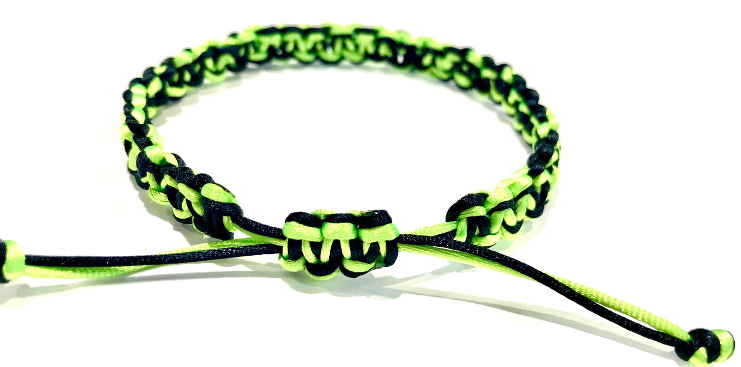 Pánsky náramok pletený šnúrkový dvojfarebný čierny neónový zelený hrubý-Bracelets-DIARAfashion-DIARA.sk