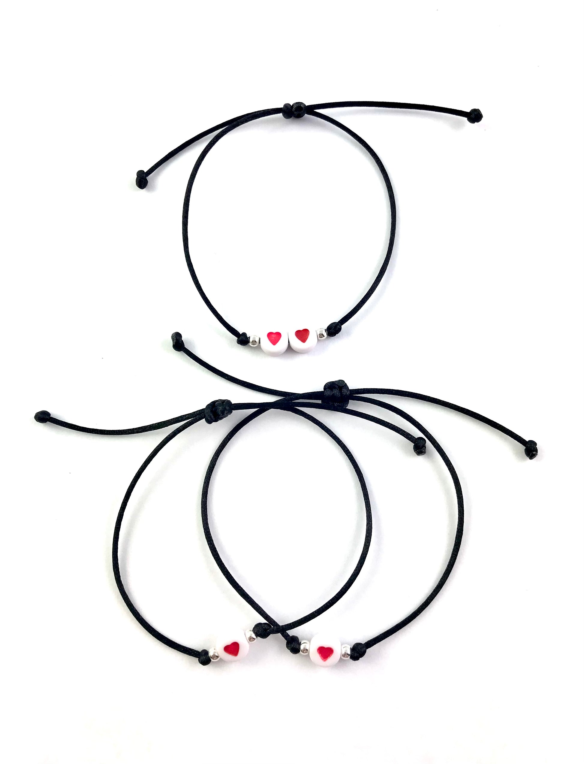 Šnúrkové náramky set 3 ks čierne so srdiečkami-Bracelets-DIARAfashion-DIARA.sk